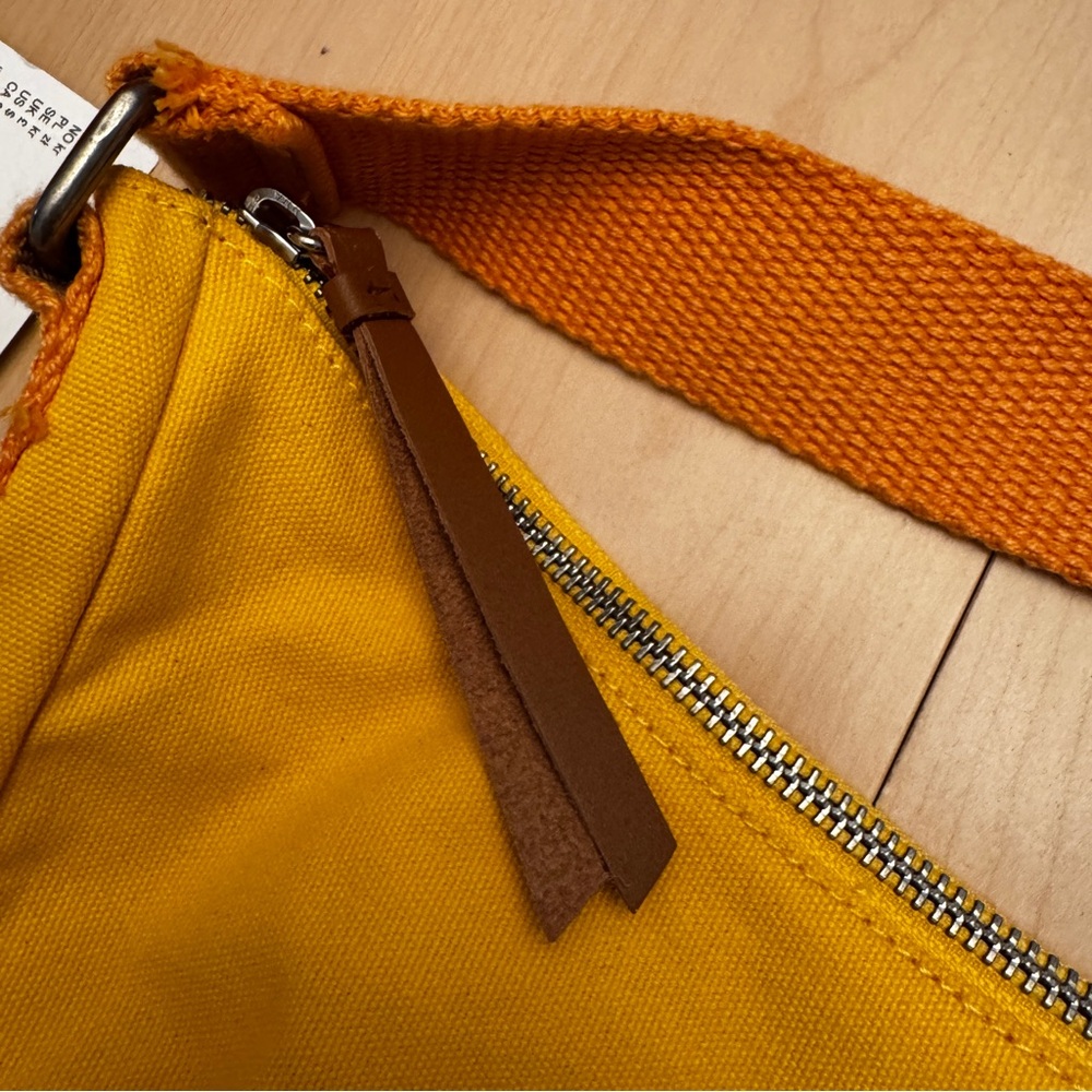 ESPRIT Yellow Logo Canvas Hobo Bag NWT - Picture 7 of 8